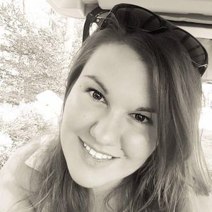 Meet your Posher, Stefanie